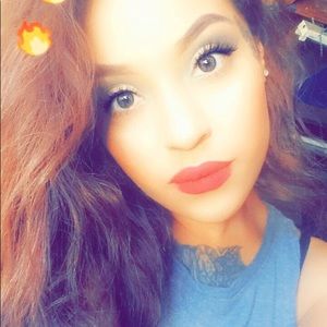 Meet your Posher, Gema